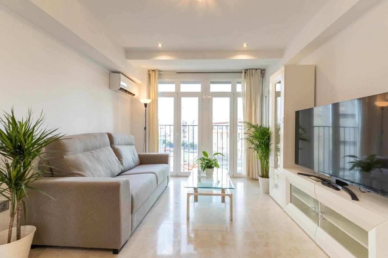 Charming 3 Bedroom Apartment At Triana Center By Oui 塞维利亚 外观 照片