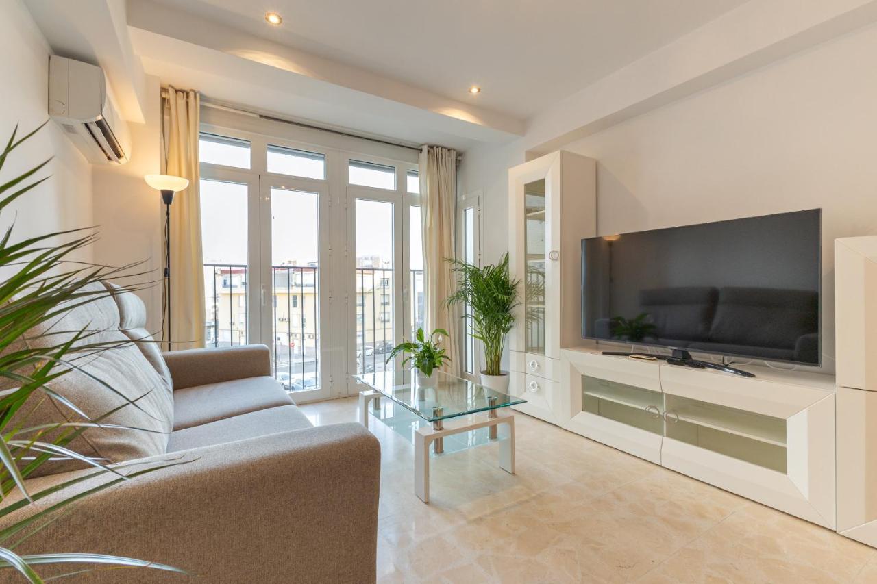 Charming 3 Bedroom Apartment At Triana Center By Oui 塞维利亚 外观 照片