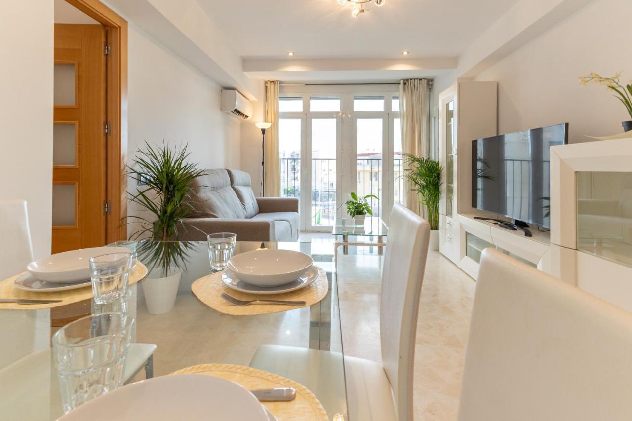 Charming 3 Bedroom Apartment At Triana Center By Oui 塞维利亚 外观 照片