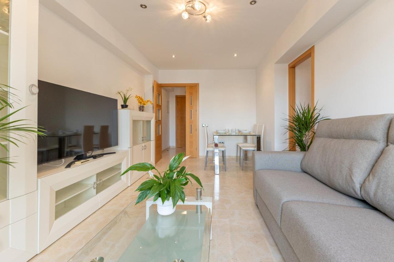Charming 3 Bedroom Apartment At Triana Center By Oui 塞维利亚 外观 照片
