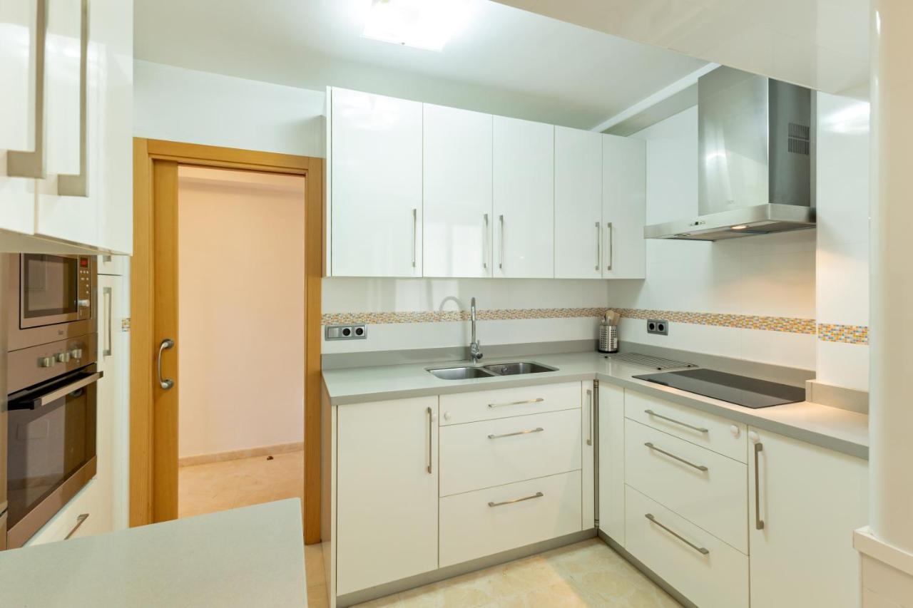 Charming 3 Bedroom Apartment At Triana Center By Oui 塞维利亚 外观 照片